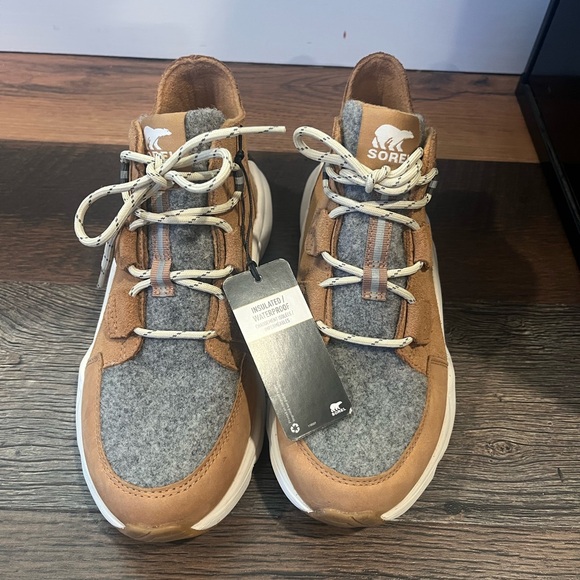 NWT Sorel Women's Kinetic Rngd Caribou Boot; Size 8 - Picture 2 of 8